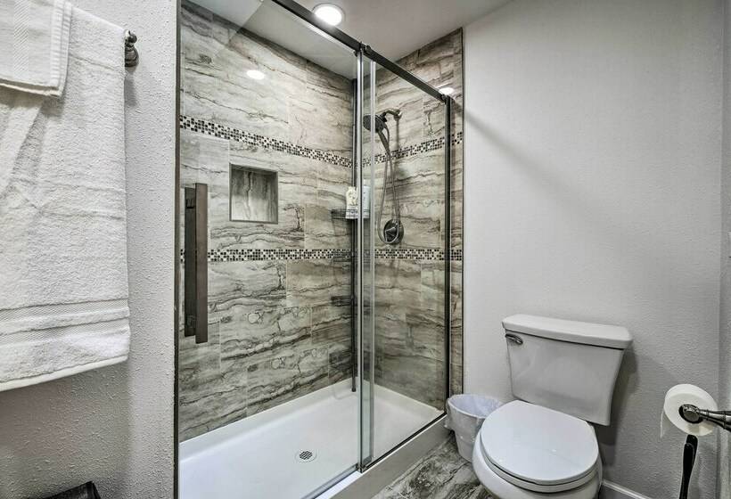 Auburn Home ~ 6 Mi To Saltwater State Park