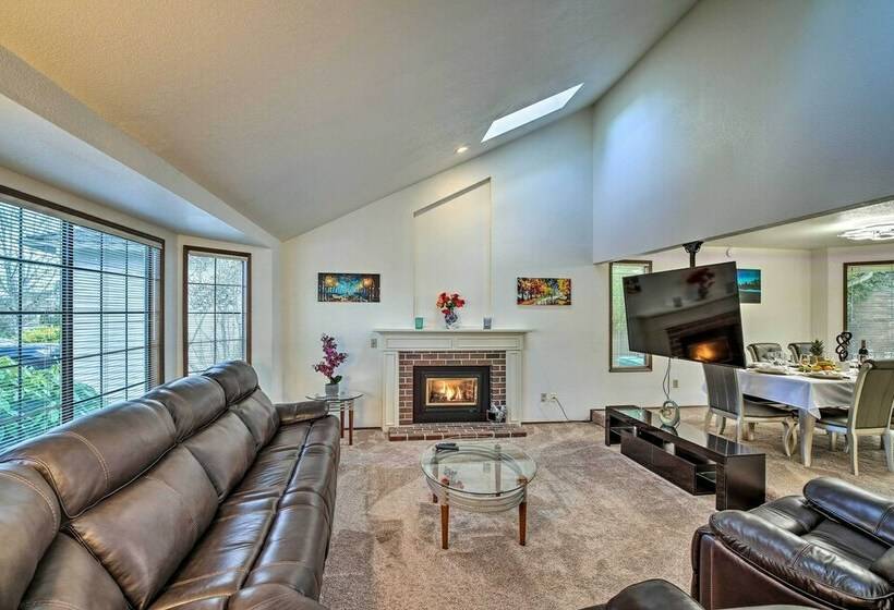 Auburn Home ~ 6 Mi To Saltwater State Park