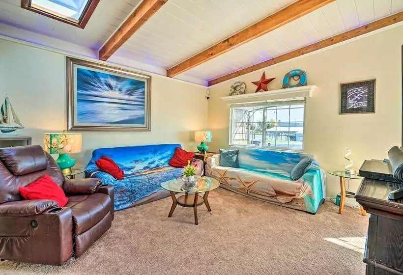 Bethel Island Retreat W/ Private Boat Slip!