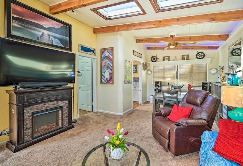 Bethel Island Retreat W/ Private Boat Slip!