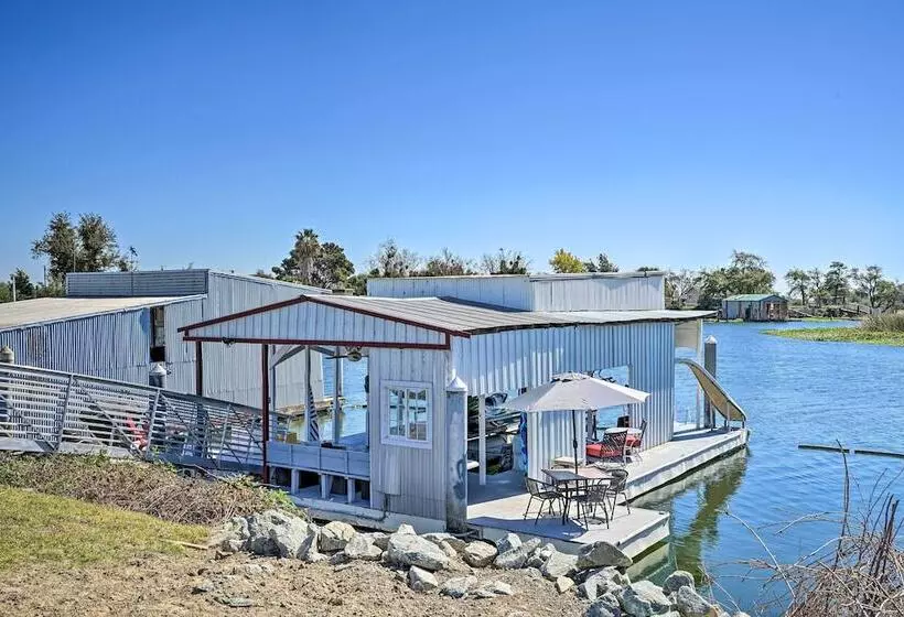 Bethel Island Retreat W/ Private Boat Slip!