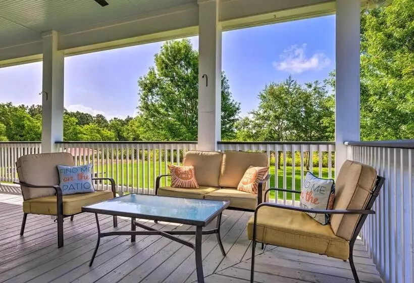 Bright Waveland Home   Walk To Beach Access!