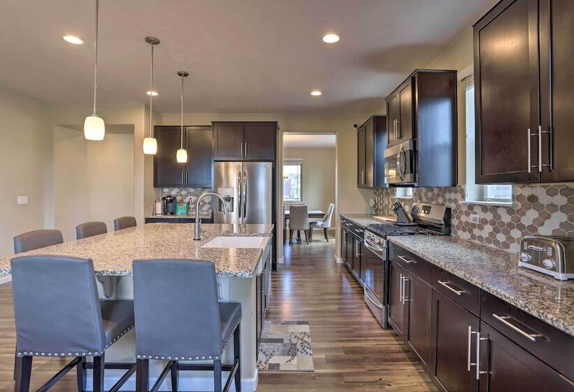 Brighton Family Home ~ 20 Mi To Dtwn Denver!