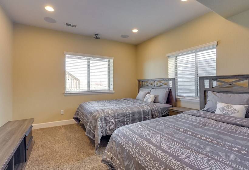 Brighton Family Home ~ 20 Mi To Dtwn Denver!