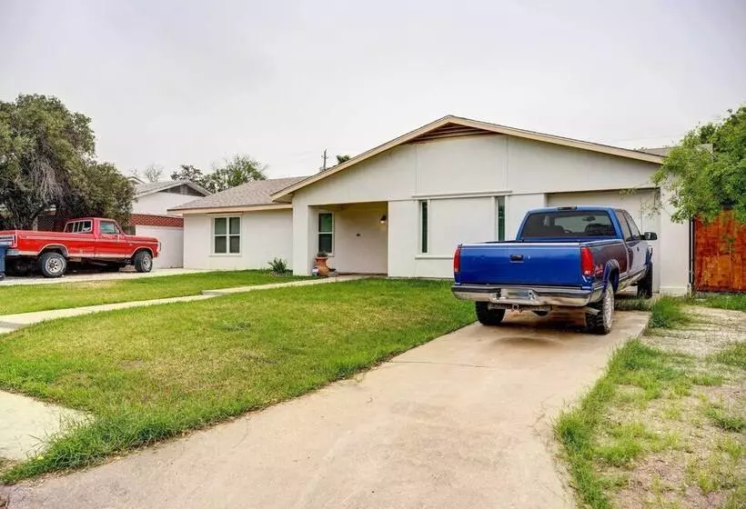 Centrally Located Eagle Pass Home W/ Pool!