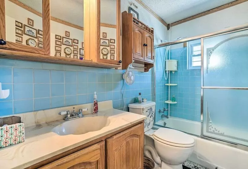 Charming Ingram Home W/ Yard & Furnished Patio!