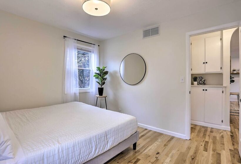 Contemporary Boise House W/ Large Backyard!