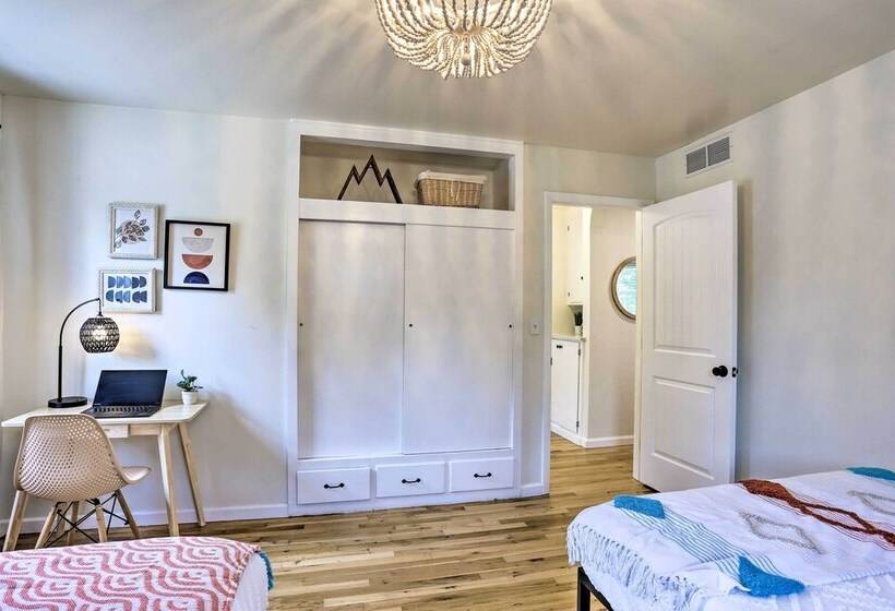 Contemporary Boise House W/ Large Backyard!