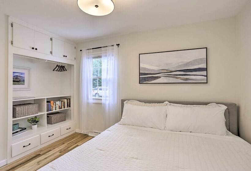 Contemporary Boise House W/ Large Backyard!