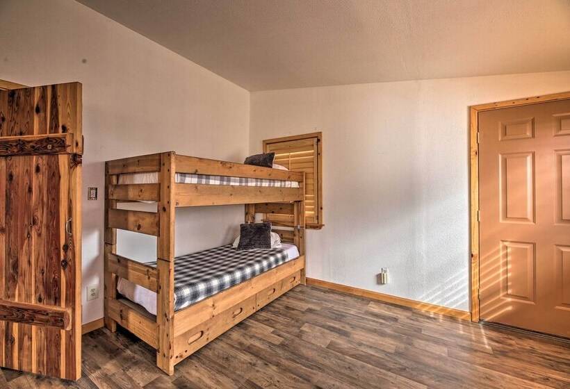 Cozy Escape With Yard: Hike, Sightsee & Explore!