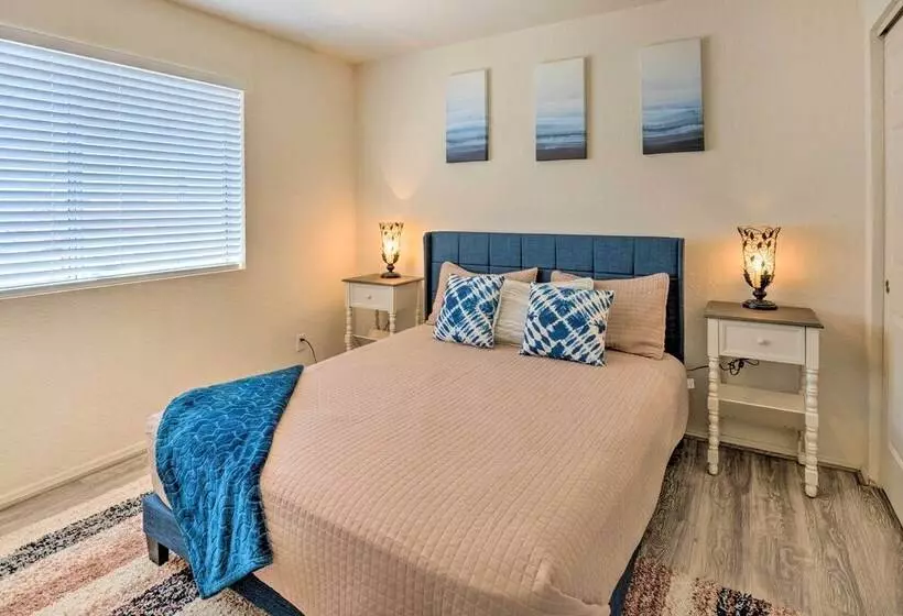 Cozy Lake Havasu City Home W/ Grill: Pet Friendly!