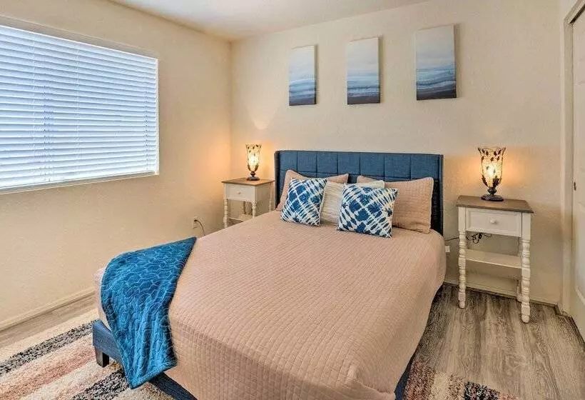 Cozy Lake Havasu City Home W/ Grill: Pet Friendly!