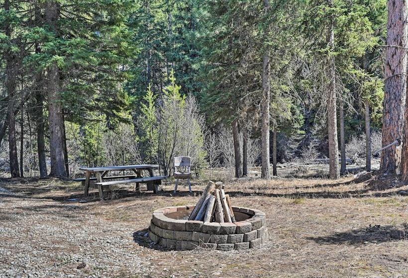 Darby Cabin In National Forest: Walk To River!