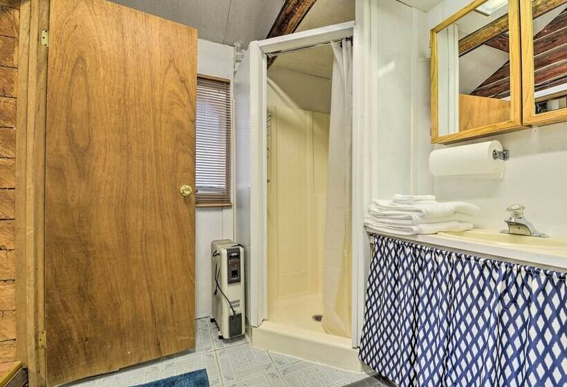 Grandpa S Cabin ~ 30 Miles To Yellowstone!