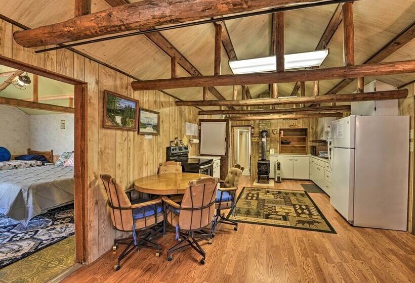 Grandpa S Cabin ~ 30 Miles To Yellowstone!