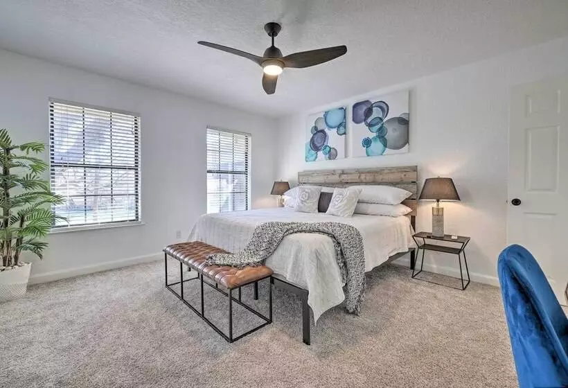 Riverfront Seguin Home W/ Dock: 3 Mi To Dtwn!