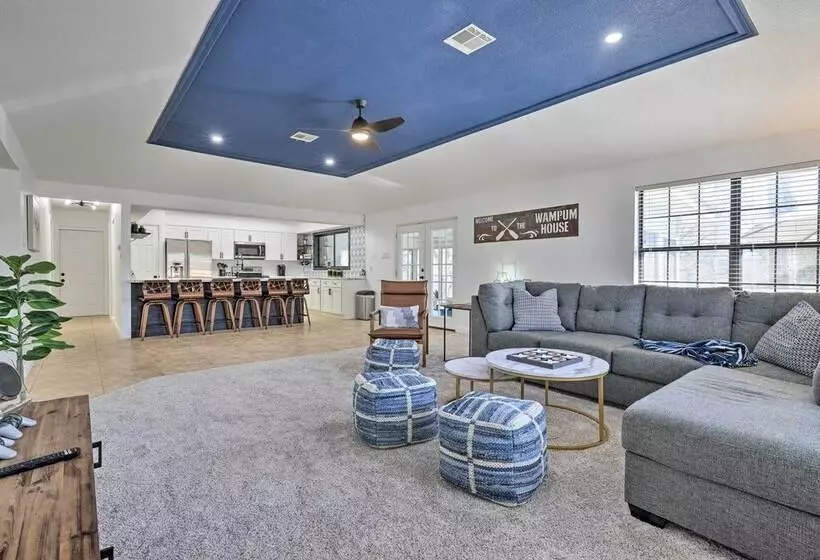 Riverfront Seguin Home W/ Dock: 3 Mi To Dtwn!