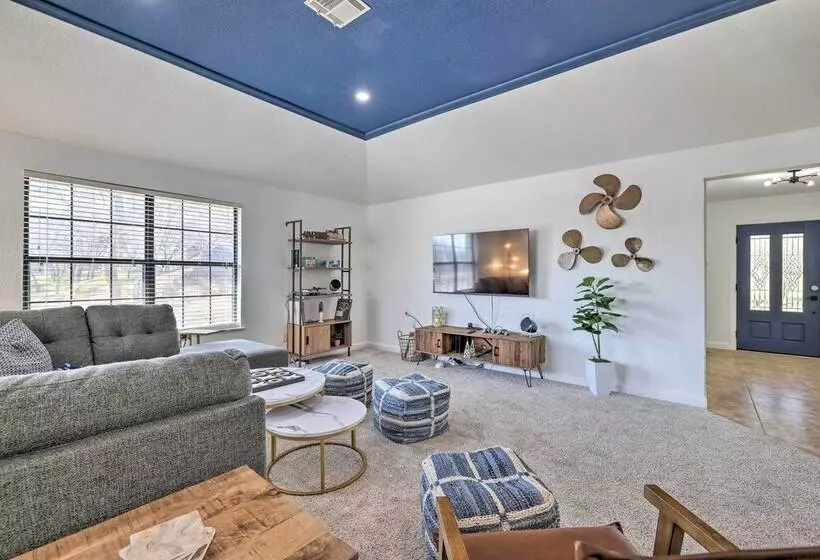 Riverfront Seguin Home W/ Dock: 3 Mi To Dtwn!