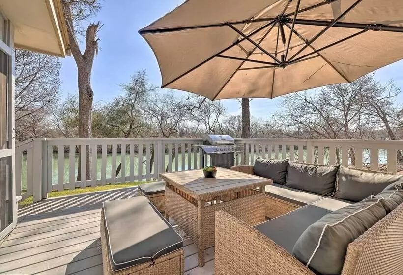 Riverfront Seguin Home W/ Dock: 3 Mi To Dtwn!