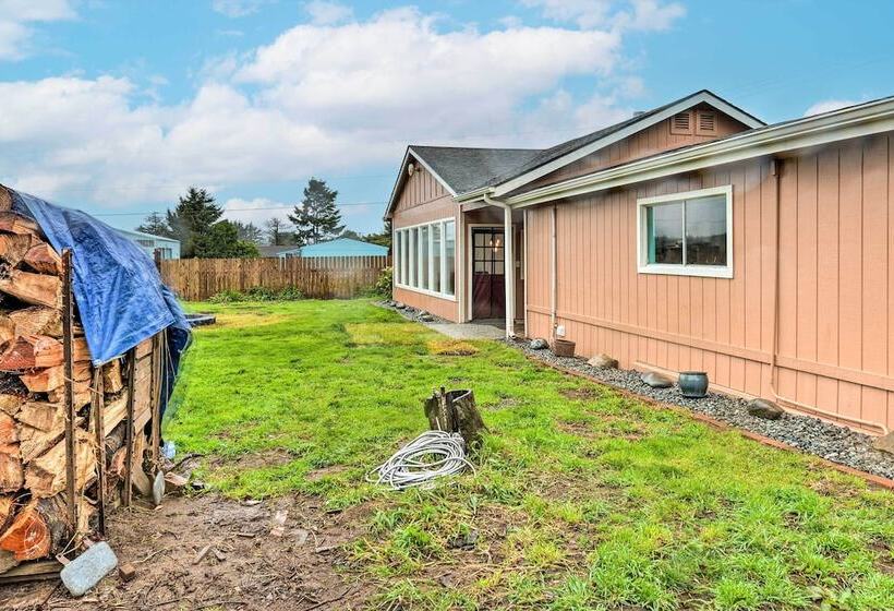 Horse And Dog Friendly Home Near Redwoods!