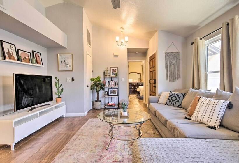 Idyllic Mesa Home W/ Turf Yard & Pool Access!