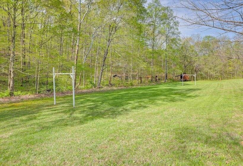 Idyllic Southern Indiana Cabin Near Patoka Lake!