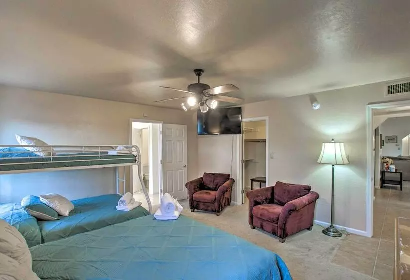 Phoenix  Kick Back Corral  W/ Outdoor Oasis!