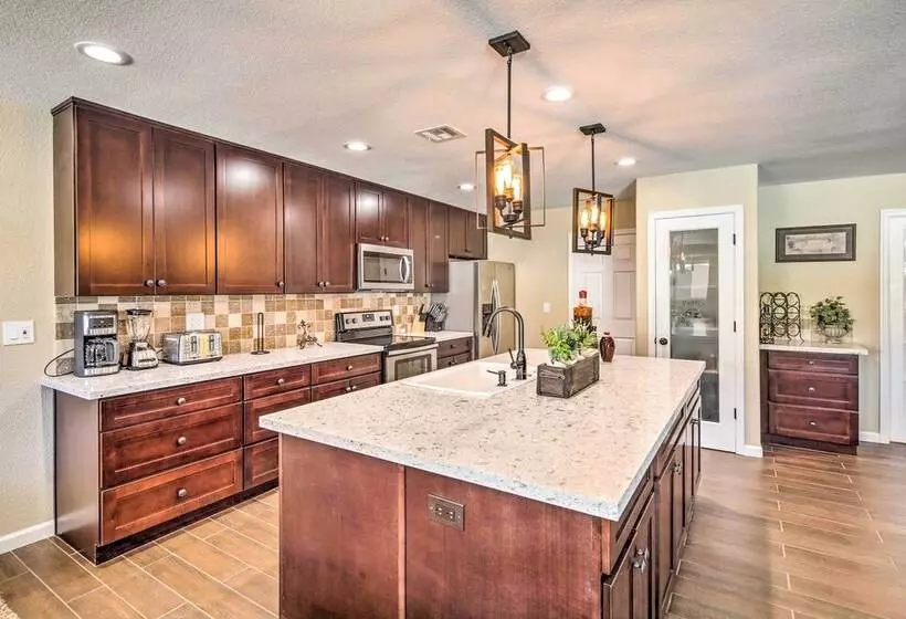 Lake Havasu Home W/ Pool, Near London Bridge!