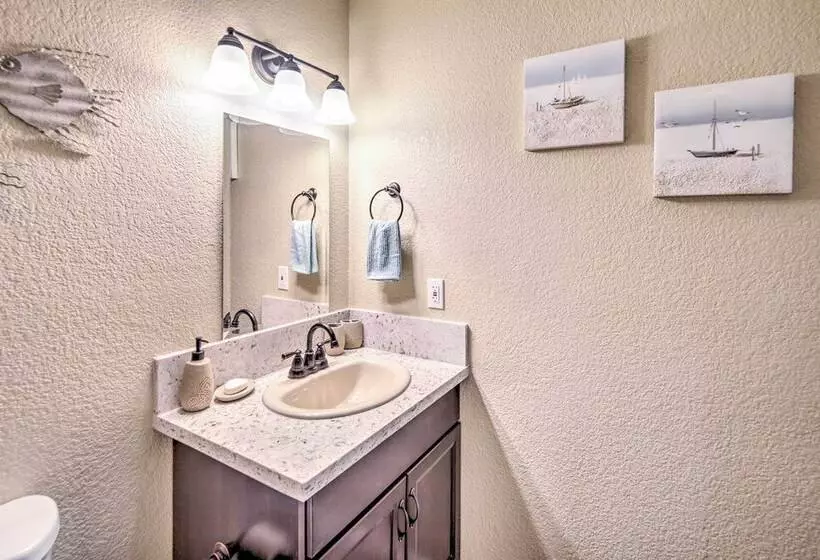 Lake Havasu Home W/ Pool, Near London Bridge!