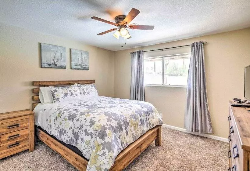 Lake Havasu Home W/ Pool, Near London Bridge!