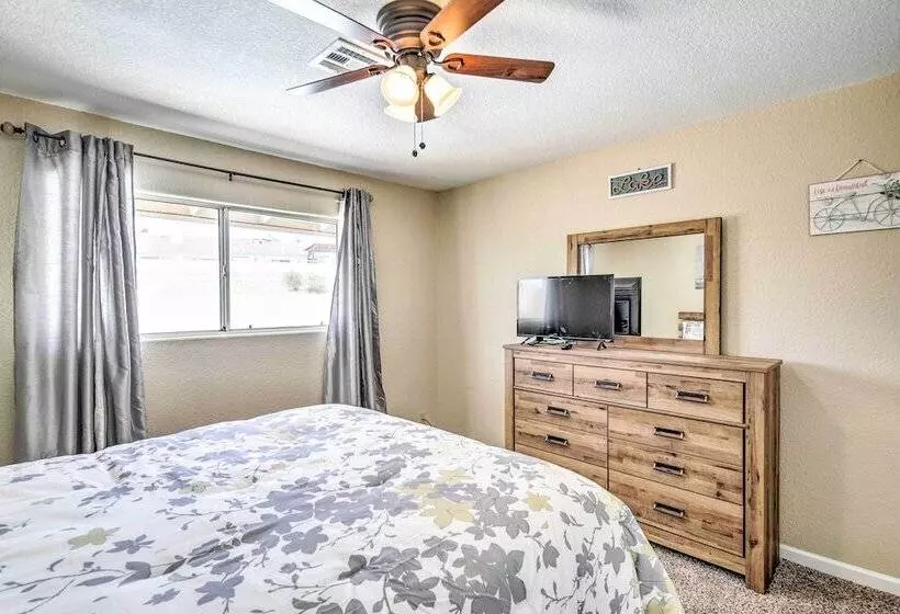 Lake Havasu Home W/ Pool, Near London Bridge!