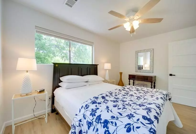 Lakefront Granite Shoals Escape W/ Dock!