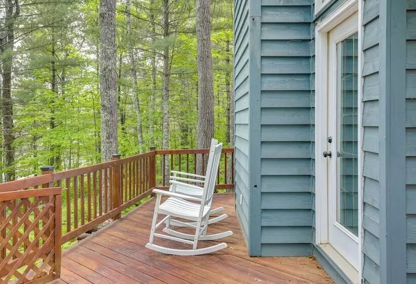 Lakefront Minocqua Getaway: Dock, Game Room!