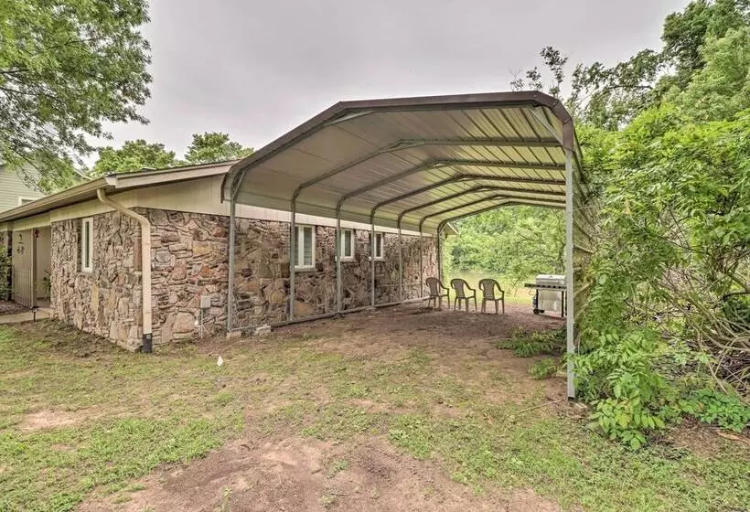 Norfork Getaway: Walk In White River Access!