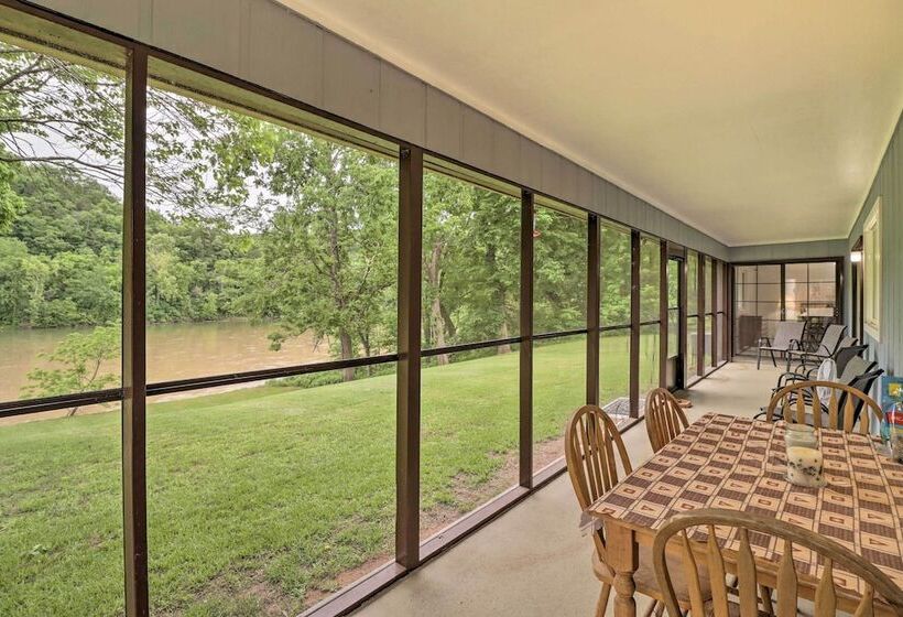 Norfork Getaway: Walk In White River Access!