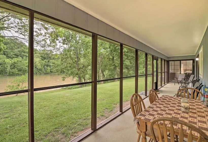 Norfork Getaway: Walk In White River Access!