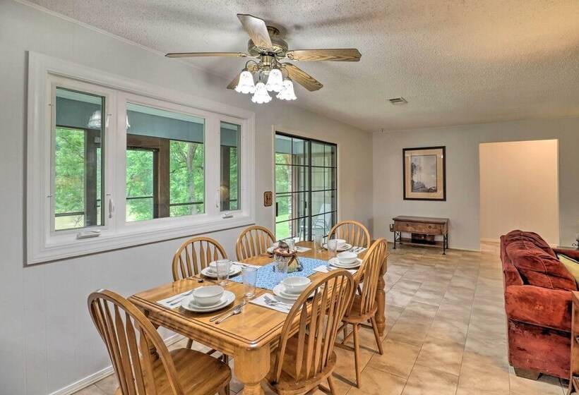 Norfork Getaway: Walk In White River Access!