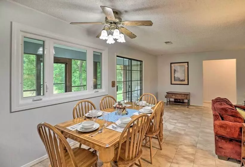 Norfork Getaway: Walk In White River Access!