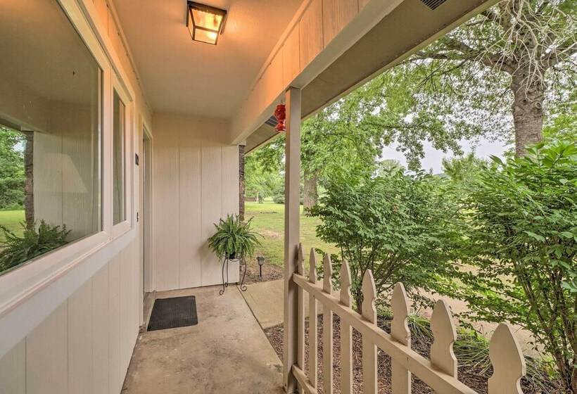 Norfork Getaway: Walk In White River Access!