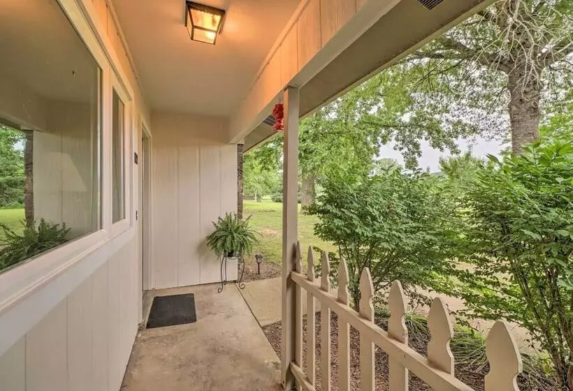 Norfork Getaway: Walk In White River Access!