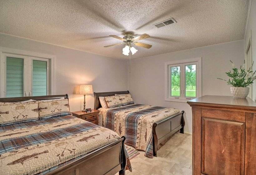 Norfork Getaway: Walk In White River Access!