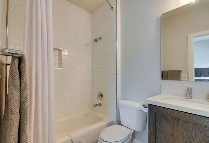 Near Skiing & Hiking: Mtn View Home In Parowan!