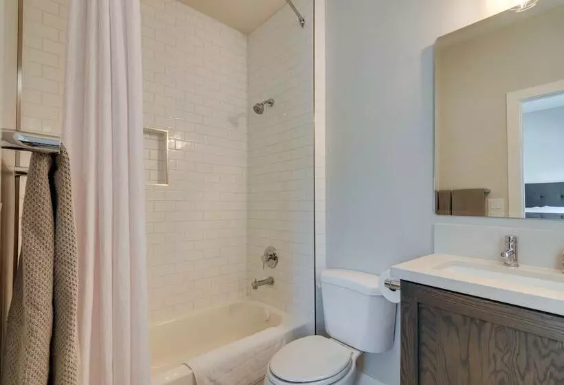 Near Skiing & Hiking: Mtn View Home In Parowan!