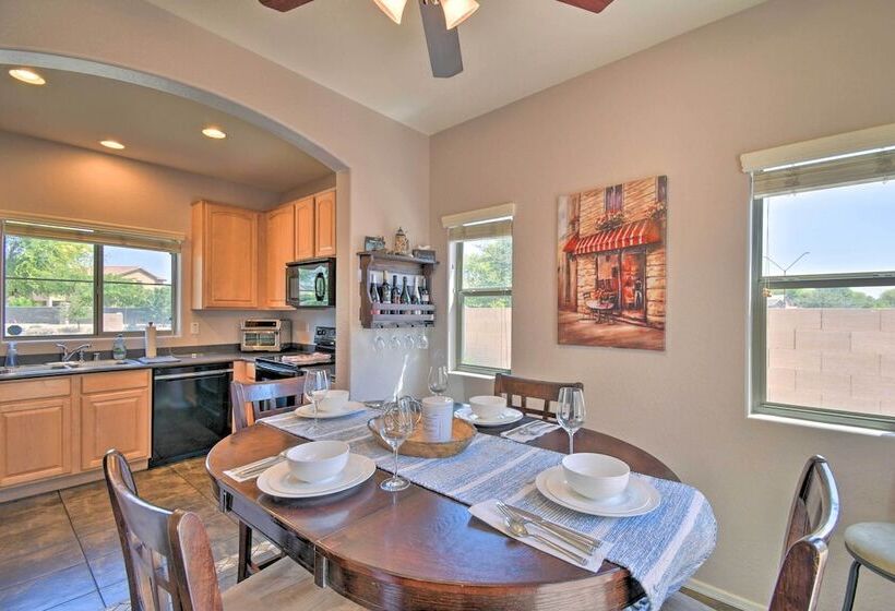 Goodyear Escape W/ Grill: Community Pool Access!