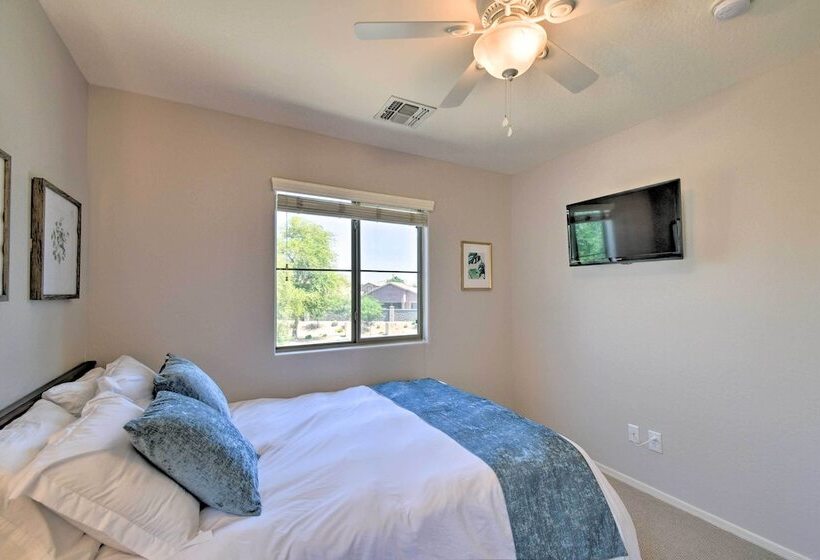 Goodyear Escape W/ Grill: Community Pool Access!