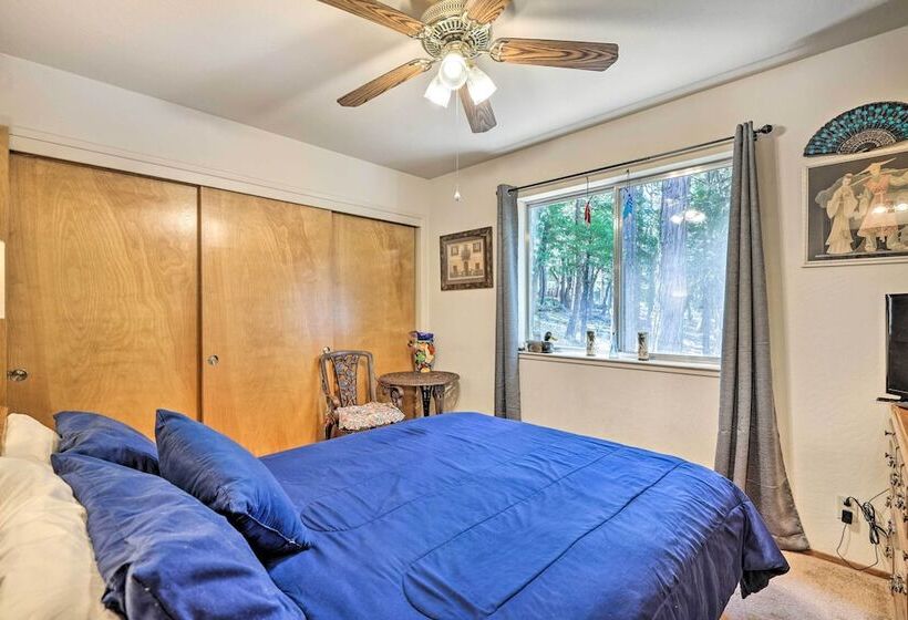 Peaceful Camp Connell Cabin W/ Community Pool