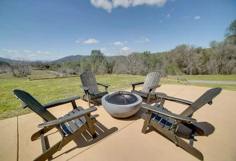 Pet Friendly Clearlake Oaks Vacation Home W/ Pool!