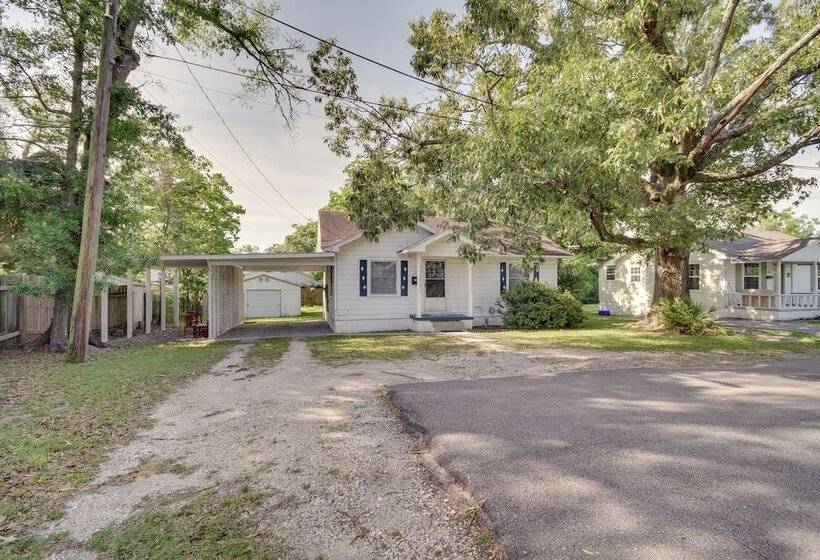 Pet Friendly Retreat In Gulfport < 1 Mi To Beach!