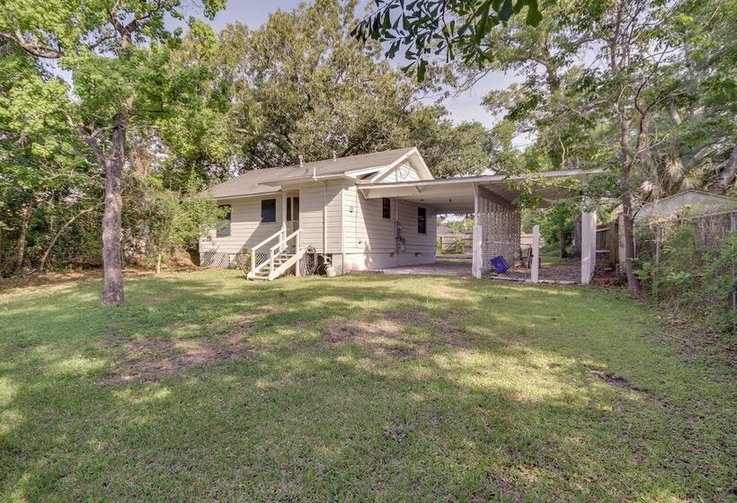 Pet Friendly Retreat In Gulfport < 1 Mi To Beach!