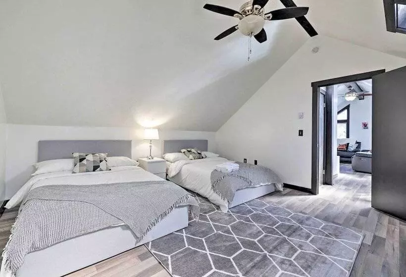 Pet Friendly Tobyhanna Abode W/ Movie Room & Pool!